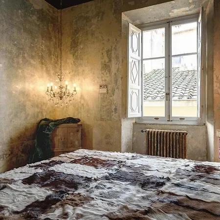 Zona Pedonale - Roughluxe Arezzo