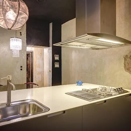 Zona Pedonale - Roughluxe * Arezzo